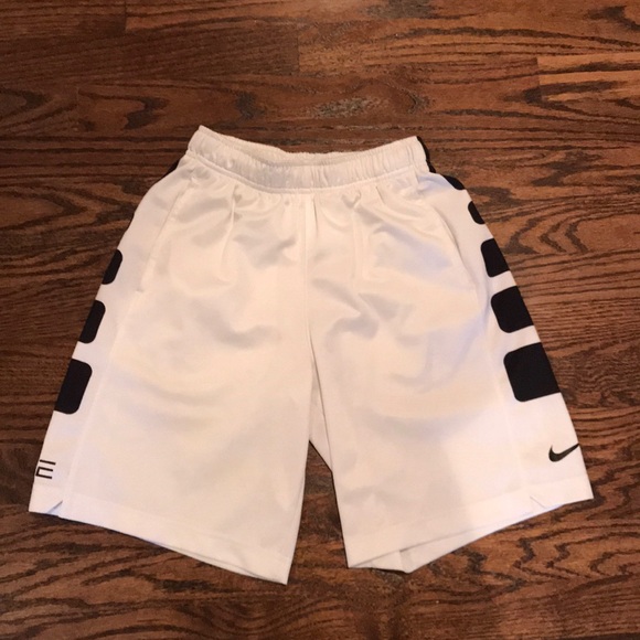 Nike Elite Basketball Shorts Womens 